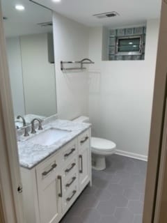 Building Photo - 1634 N Winchester Ave