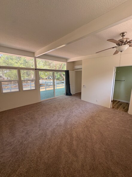 Building Photo - 730 Live Oak Park Rd S