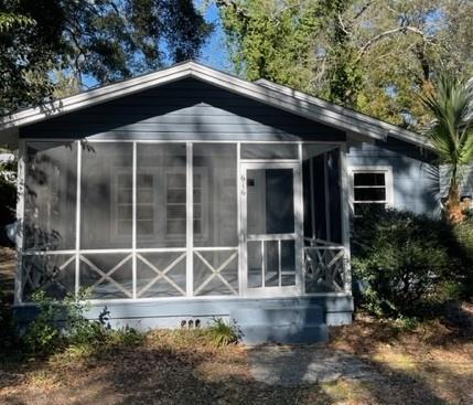 Building Photo - 616 Seabreeze Dr