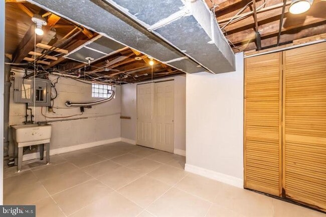 Building Photo - 209 Hansell Rd
