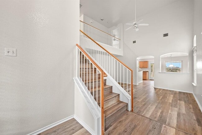 Building Photo - 2607 Theresa Blanchard Ln