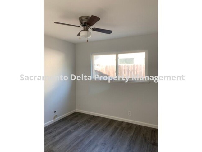 Building Photo - Nice home in Fair Oaks neighborhood