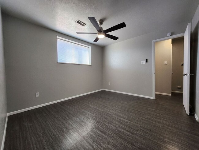 Building Photo - 3501 Baltimore Ave