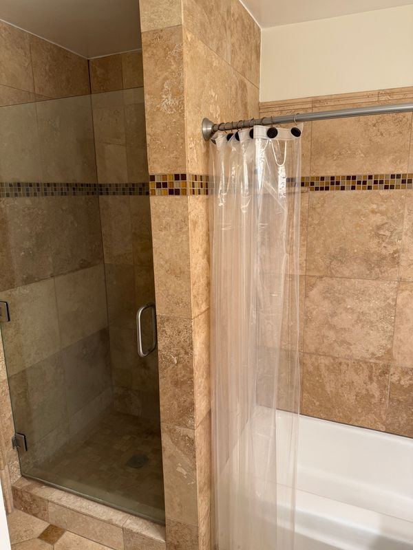 Building Photo - 8710 Delgany Ave