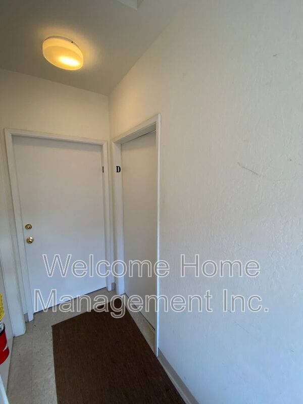 Building Photo - 1426 Henry St