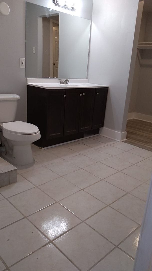 Building Photo - Gorgeous all renovated Home in Groves, TX!.