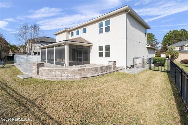 Building Photo - 102 Ann Scott Dr