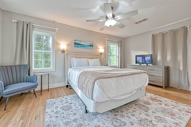 Building Photo - 10601 Willowgrove Dr