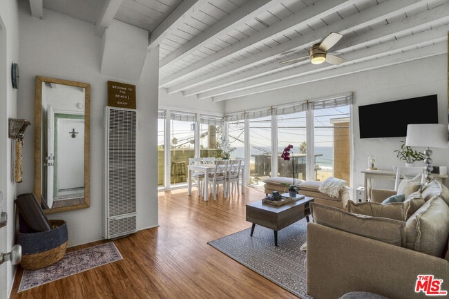 Building Photo - 4400 Ocean Dr