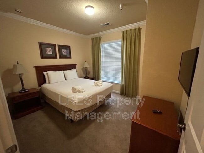 Building Photo - 1351 Tuscan Terrace