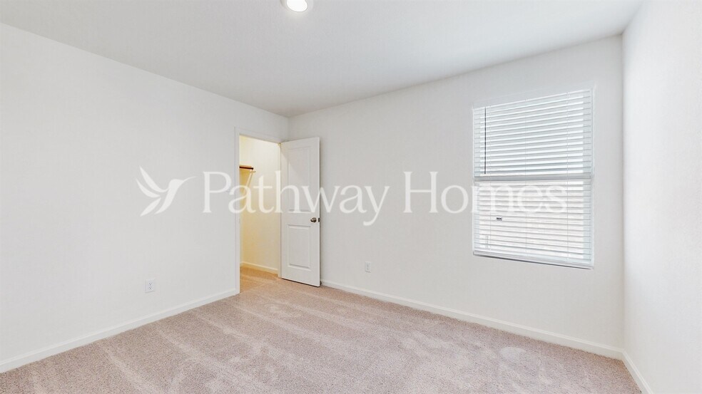 Building Photo - 8357 Hawkview Dr