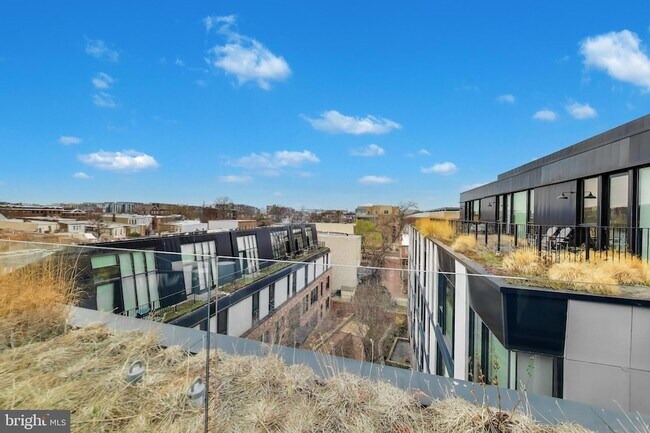 Building Photo - 57 N Street NW Unit UNIT 414