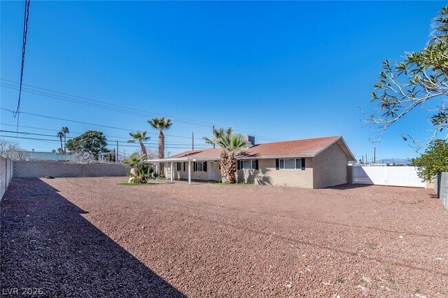 Building Photo - 1319 S Lindell Rd