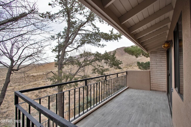 Building Photo - 5711 Mira Grande Dr