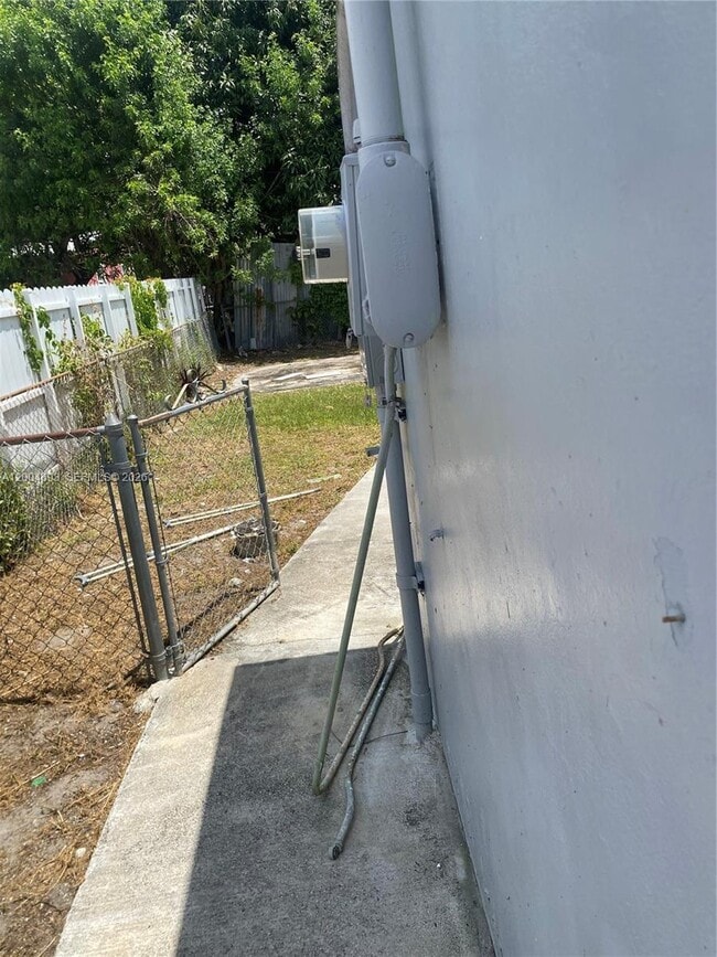 Building Photo - 14315 NW 12th Ave