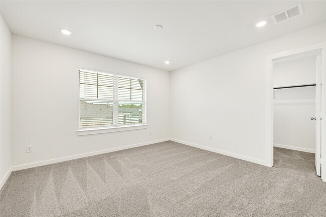 Building Photo - 17115 Bluebonnet Creek Trl