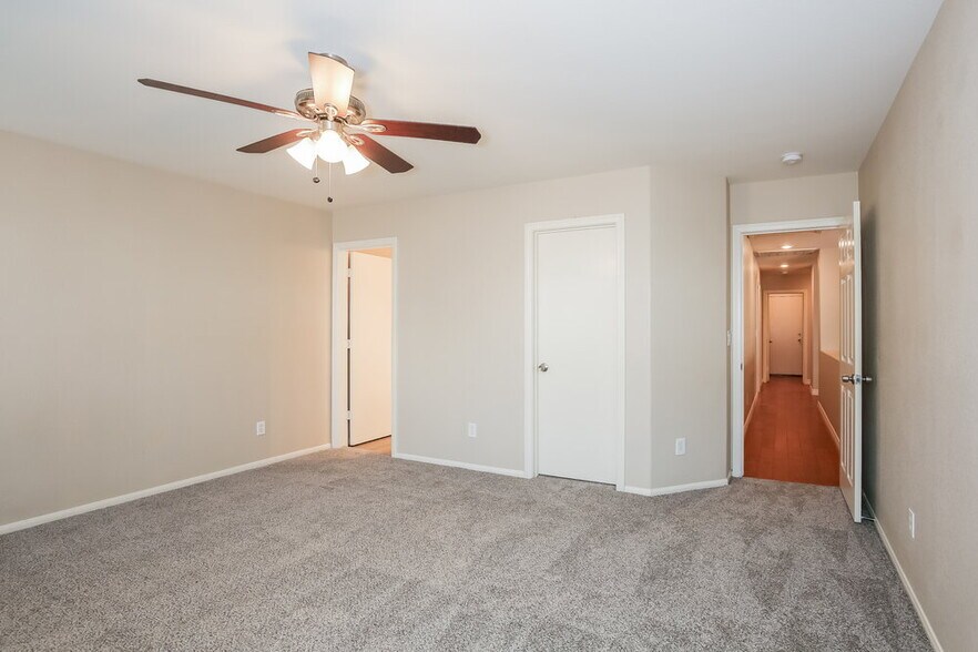 Building Photo - 8216 N Corset Creek St