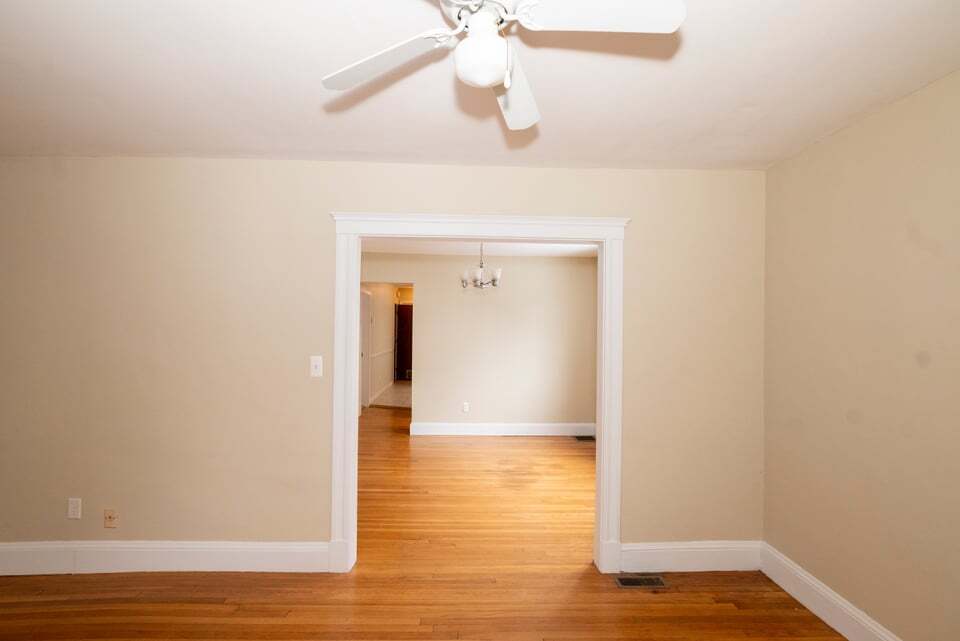 Building Photo - 15 Wheelwright Rd