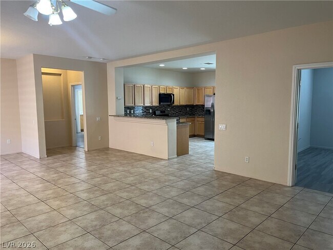 Building Photo - 10922 Moonbeam Glow Ln