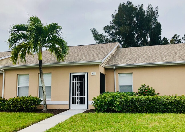 Building Photo - 16840 Sanibel Sunset Ct