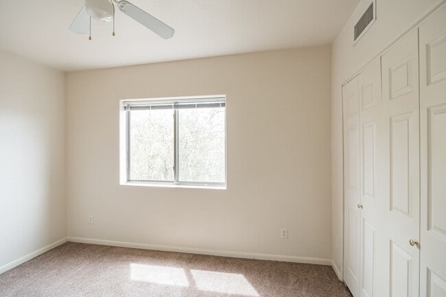 Building Photo - 780 N Richey Blvd