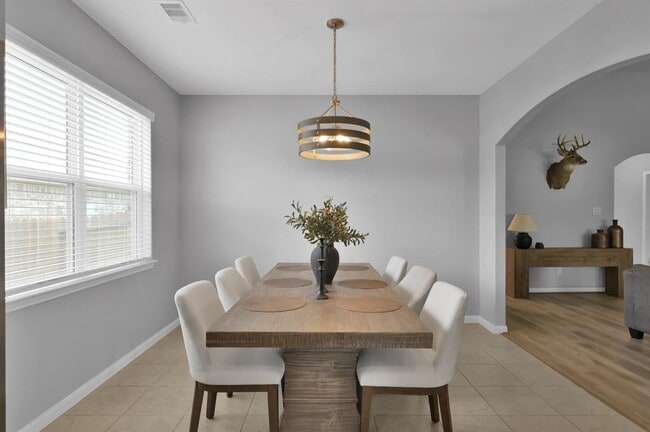 Building Photo - 22510 Red Sparrow Dr