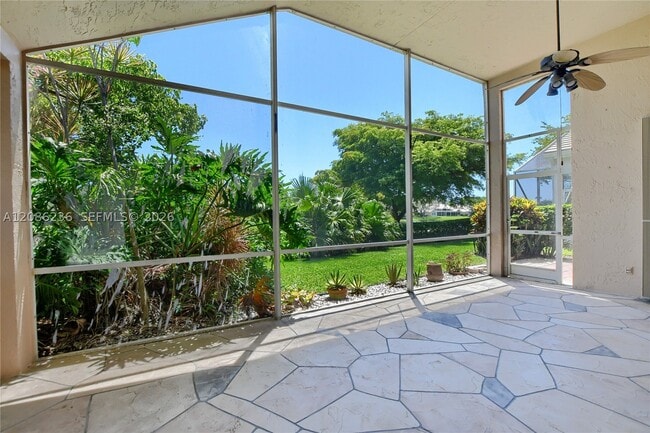 Building Photo - 11622 Creekside Dr