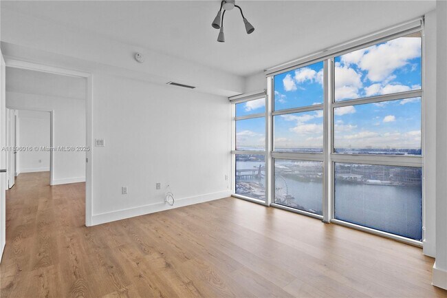 Building Photo - 50 Biscayne Blvd