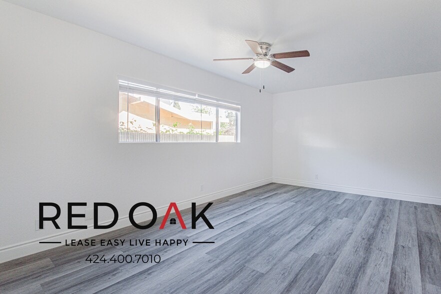 Building Photo - 1669 W 261st St