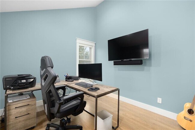 Building Photo - 46 Carnegie Heights Dr