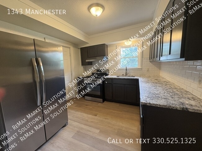 Building Photo - 1343 Manchester-