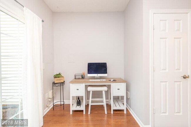 Building Photo - 3070 Madden Ct