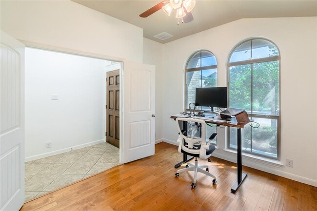 Building Photo - 1310 Sunny Meadows Loop