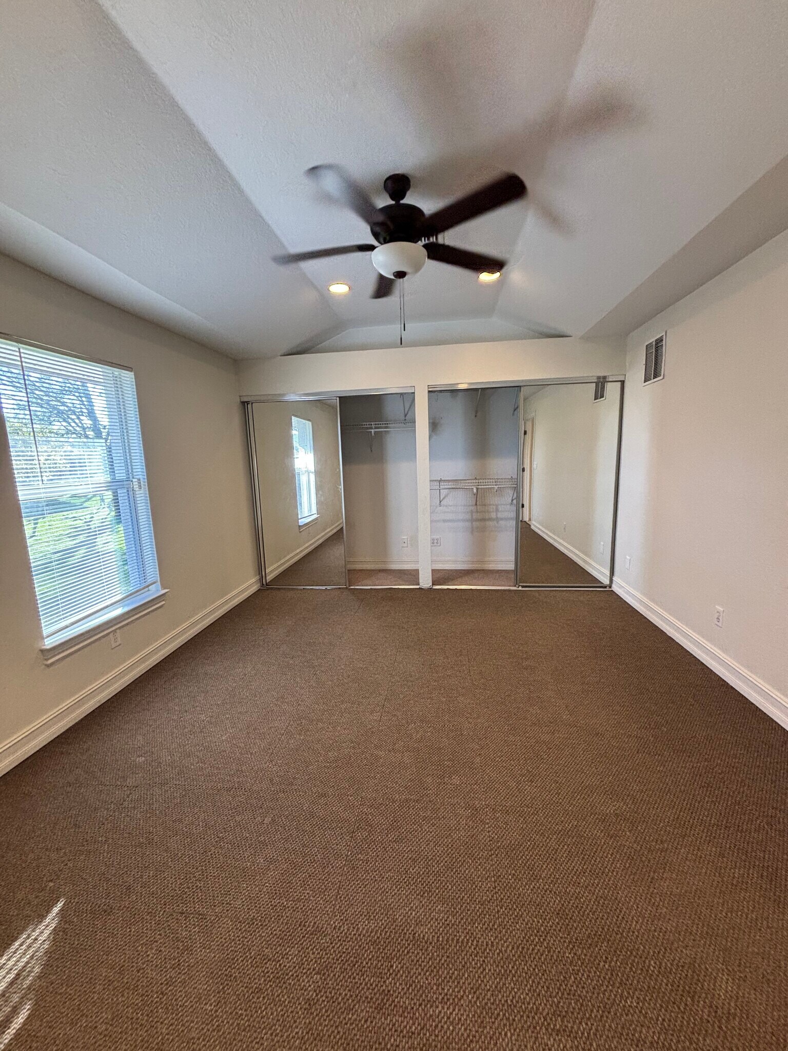 Building Photo - 3013 14th St SW