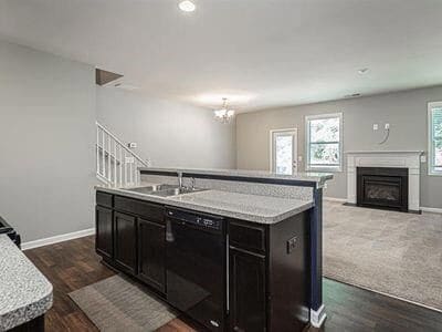 Building Photo - 145 Townview Dr