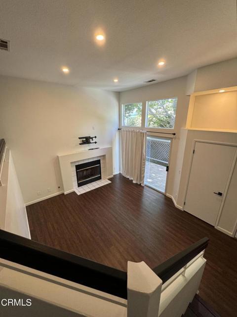 Building Photo - 4959 Dekoven St