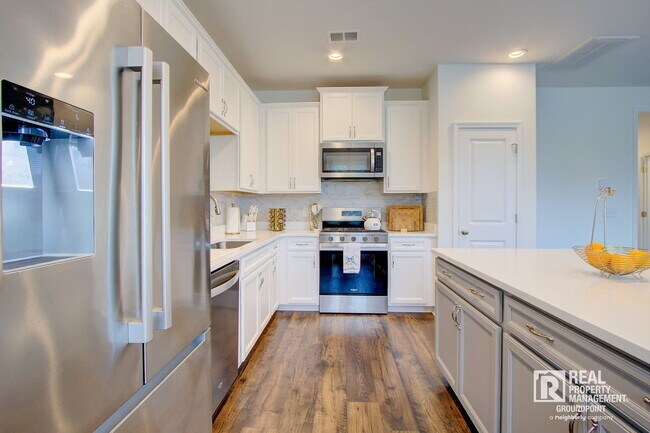 Building Photo - 357 Chapman Cir