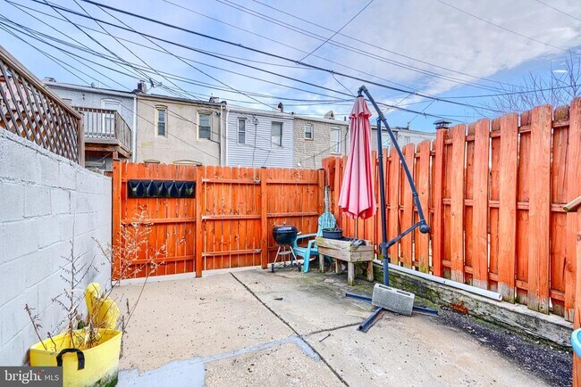 Building Photo - 115 N Belnord Ave