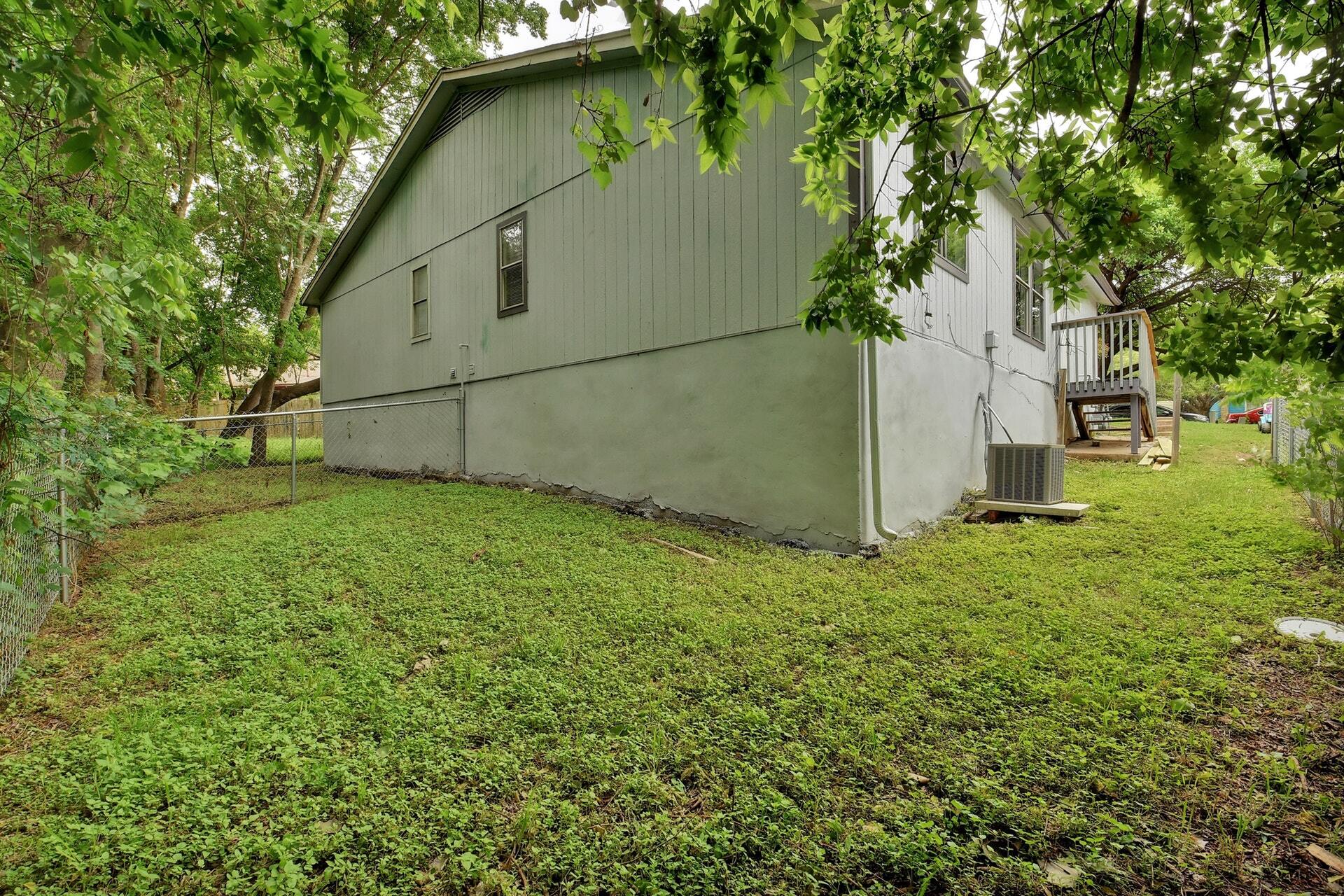 Building Photo - 5303 Spring Meadow Rd