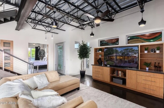 Building Photo - 7020 E 1st Ave