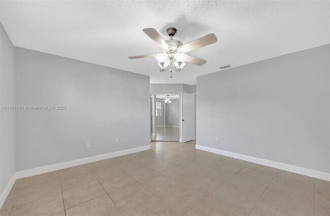 Building Photo - 11845 SW 99th St