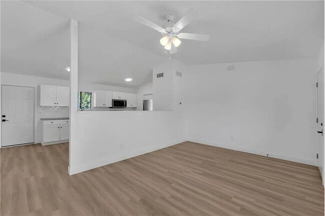 Building Photo - 322 Ixora Ave NW