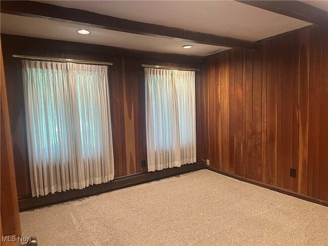 Building Photo - 10613 Sherman Rd