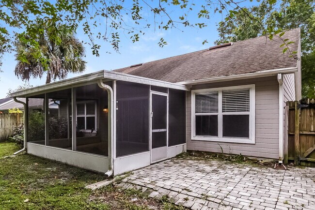 Building Photo - 7757 Fox Knoll Pl