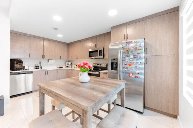 Building Photo - 14311 SW 258th Ln