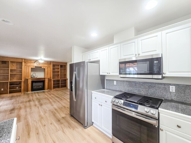 Building Photo - Updated 4BD Home in Gleneagle