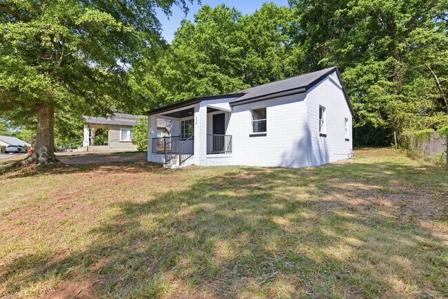 Building Photo - 116 Chester Ave