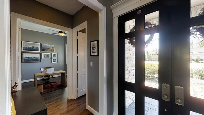 Building Photo - 1807 Sparrows Ridge