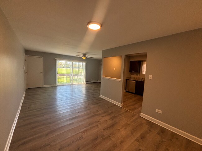 Building Photo - 4542 Heartland Dr