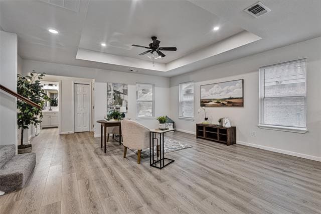 Building Photo - 1009 N Barrett Ave